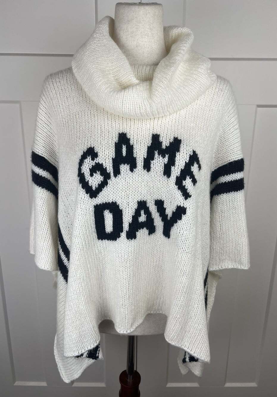 Wooden Ships Game Day Oversized Poncho Sweater S/M Mohair Wool Ivory Black